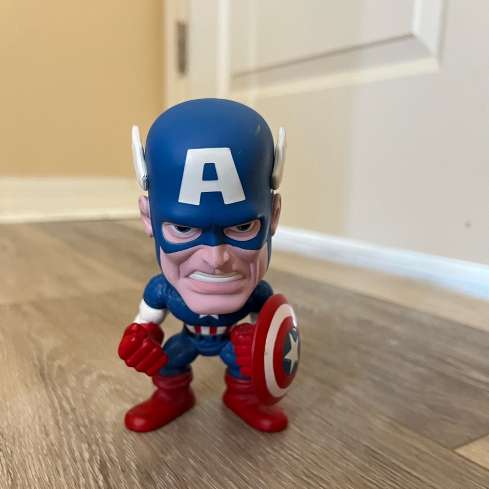 Captain America Funko Bobble Head